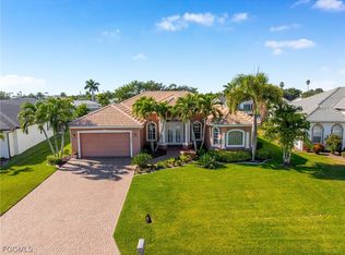 2202 SE 19th Pl, Cape Coral, FL 33990