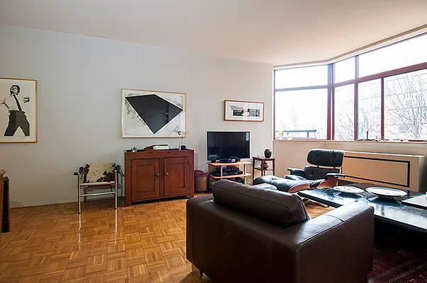 Sold by BW Properties | media 14