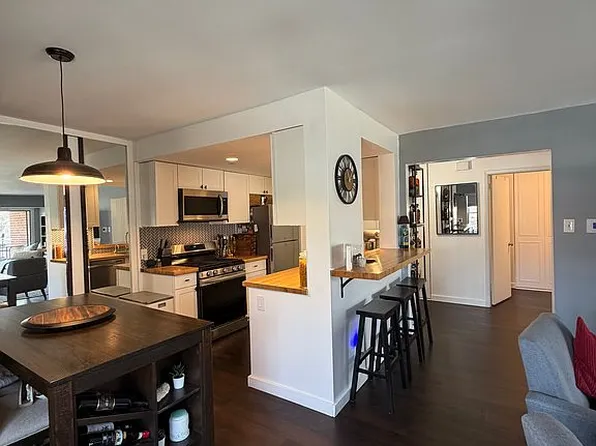 290 Drummers Ln, Wayne, PA 19087