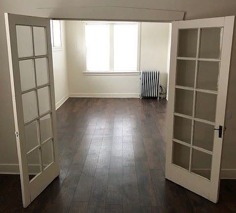 2nd image of 3527 Hemlock St APT 6