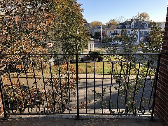 4th image of 8 Nahant Pl Unit 302