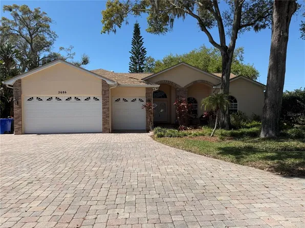 2686 Crystal Cir, Dunedin, FL 34698