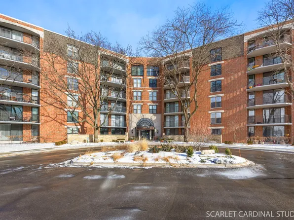 509 Aurora Ave Unit 120, Naperville, IL 60540