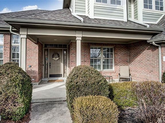 3rd image of 461 Allanhurst Ave