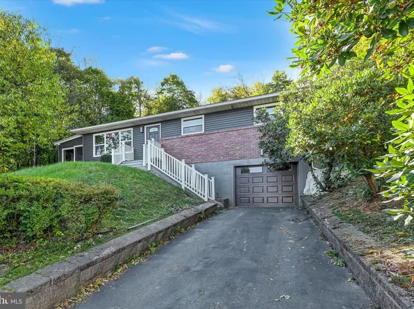 1228 Brock St, Ashland, PA 17921