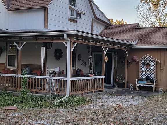 2nd image of 503 N Silver St