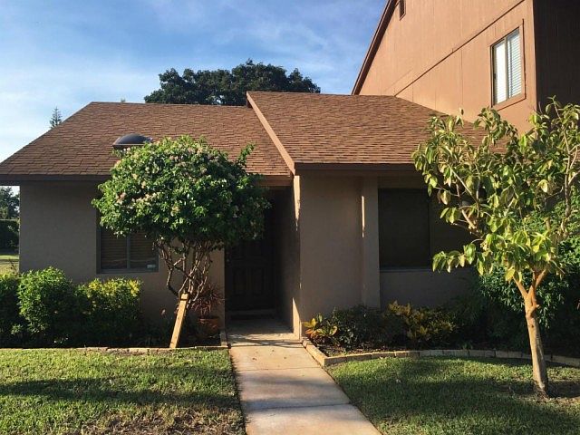 1st image of 2375 SW 22nd Ave #1010