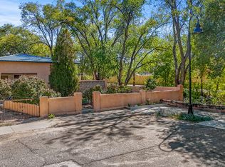 716 Onate Pl, Santa Fe, NM 87505