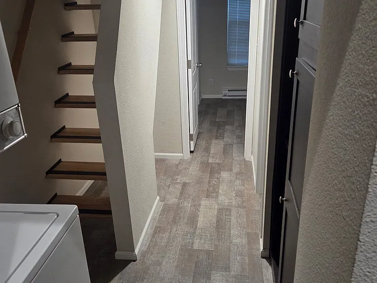 45161 McKenzie Hwy #A — Photo 27