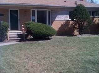 24730 Westhampton Ave, Oak Park, MI 48237