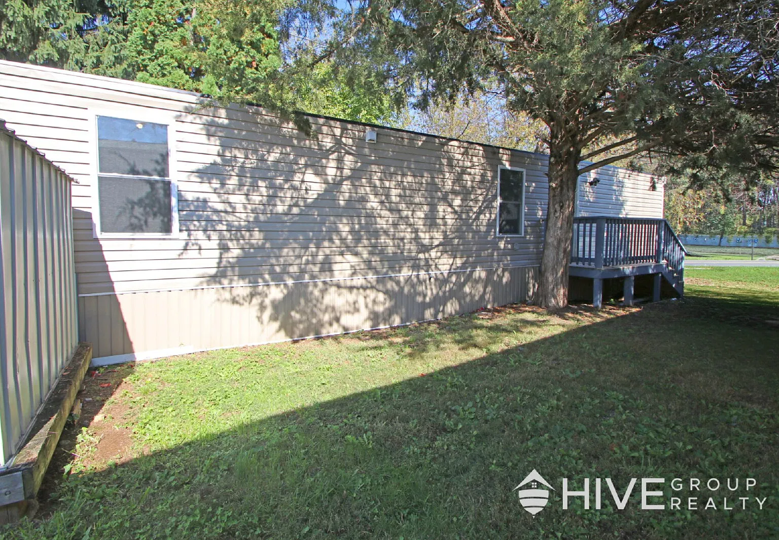 3 bed, 2.0 bath, $1,550 — Photo 1