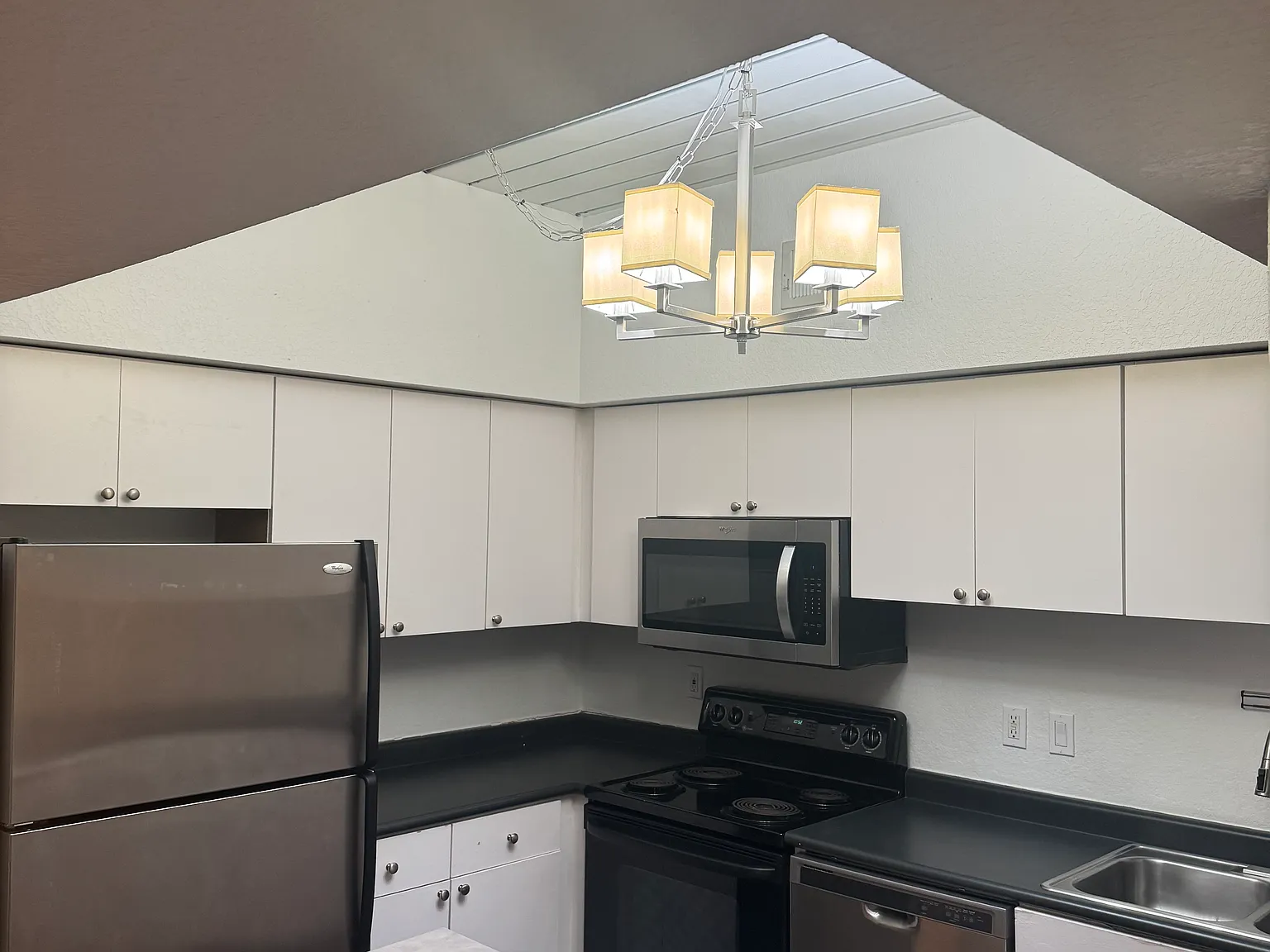 1 bed, 789 sqft, $2,000 — Photo 2