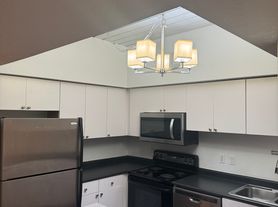 2320 W Azeele St, Tampa, FL