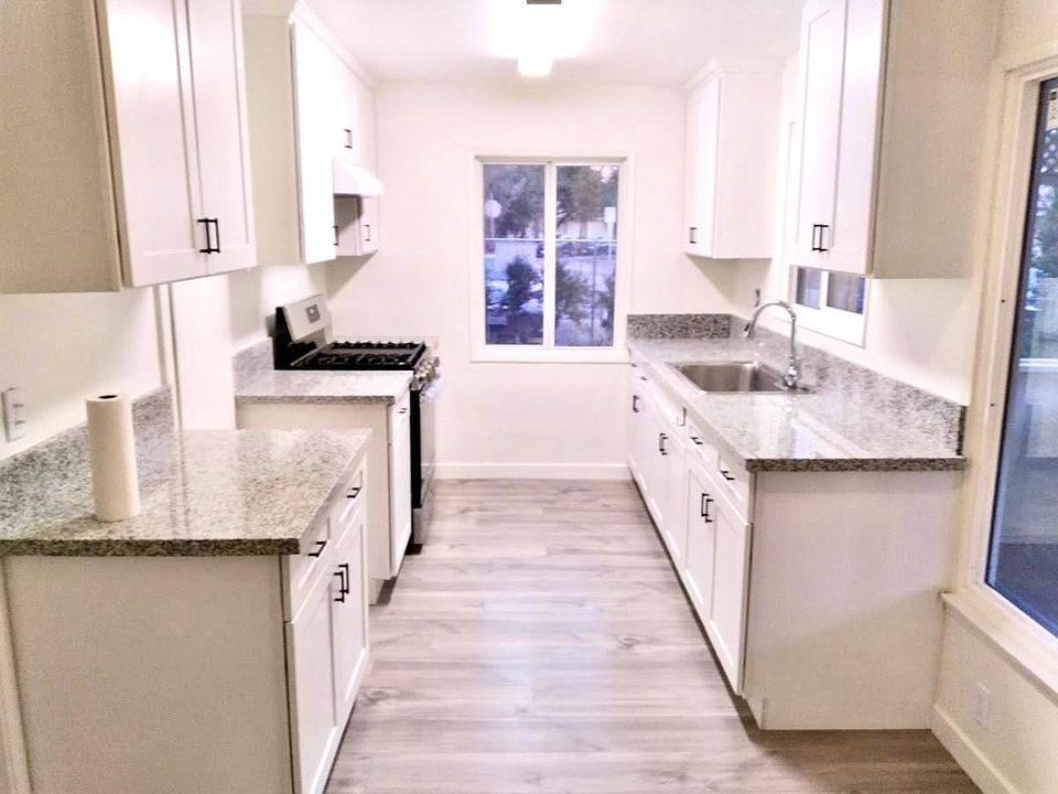1st image of 6061 Cahuenga Blvd