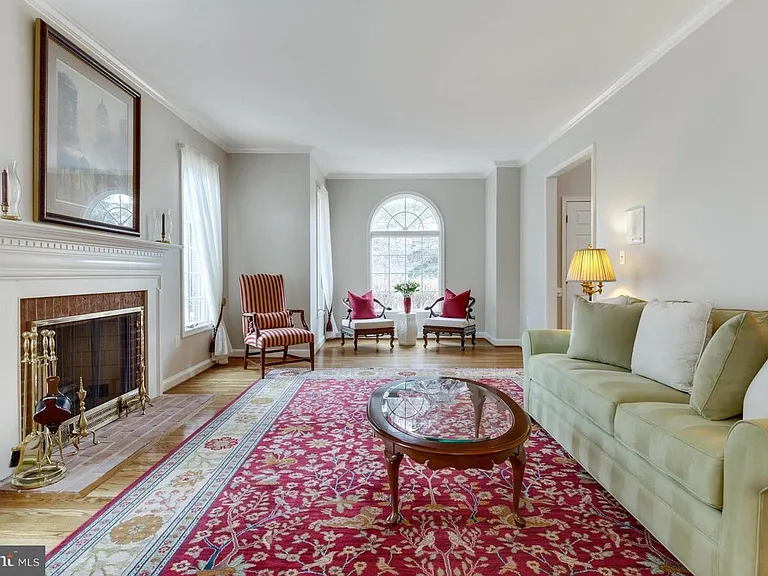 1207 Artnauman Ct — Photo 14