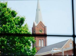 301 Cedar St, Washington, MO 63090