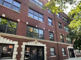1253 W Roscoe St #2, Chicago, IL 60657