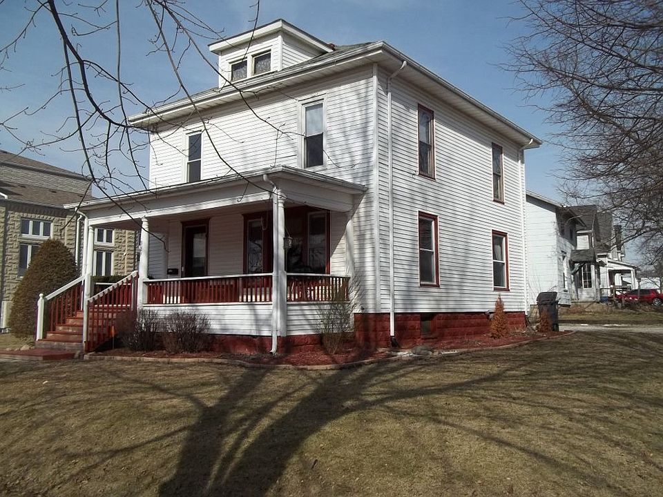 1st image of 329 E Mitchell St