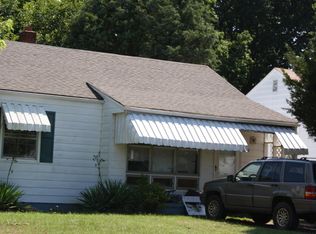 4823 Hildebrand Rd NW, Roanoke, VA 24012