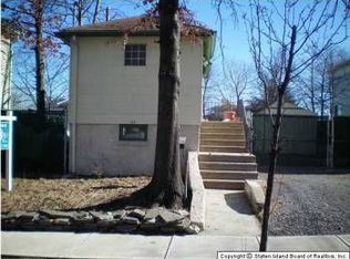 25 South Ave, Staten Island, NY 10303