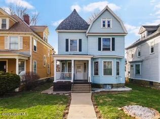 1039 Parkwood Boulevard, Schenectady, NY