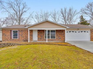 22 El Rancho Dr, Cedar Hill, MO 63016
