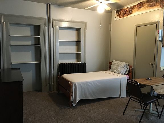 4th image of 9 North St APT 2