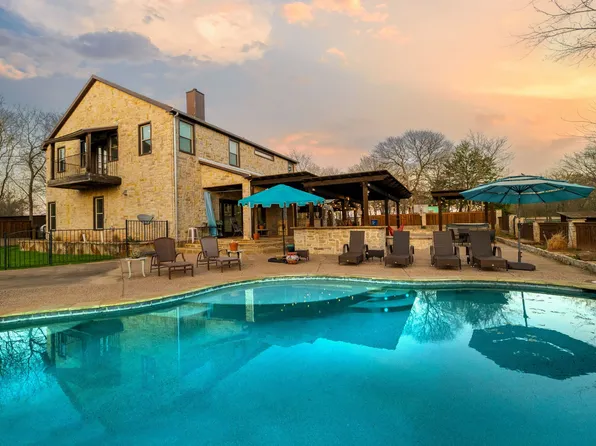 689 Jim Cannon Rd, Van Alstyne, TX 75495