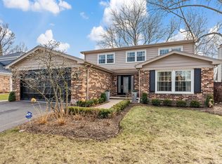 1211 Somerset Ave, Deerfield, IL 60015