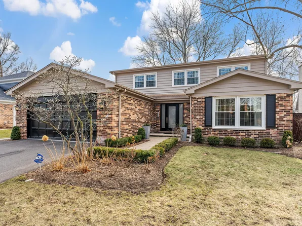 1211 Somerset Ave, Deerfield, IL 60015