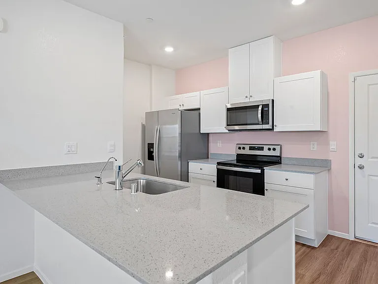 444 Moonlight Cove Dr — Photo 9
