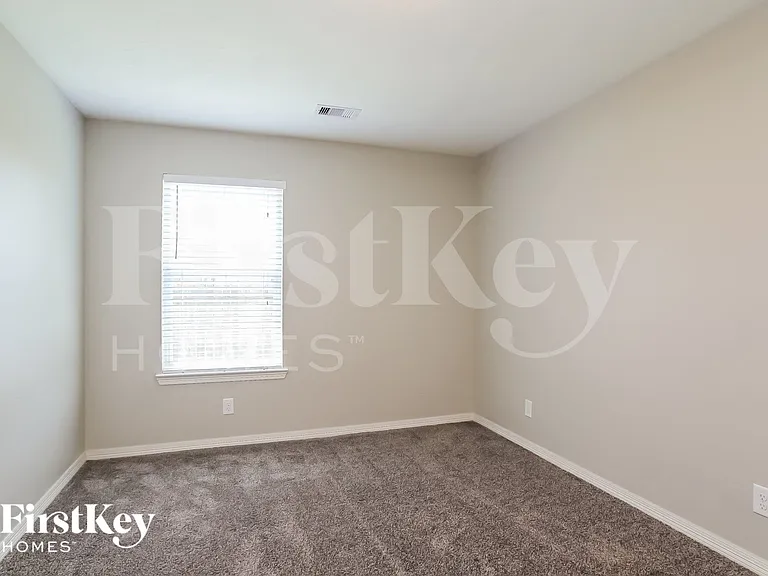 3331 Aegean Dr — Photo 10