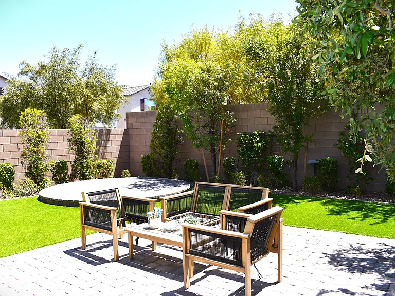 6973 W Ford Ave — Photo 23