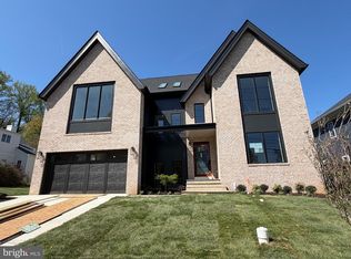 1104 N Tuckahoe St, Falls Church, VA