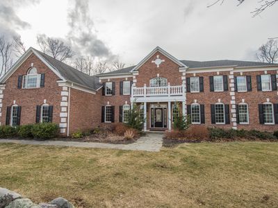 22 Crownview Ct, Sparta, NJ, 07871
