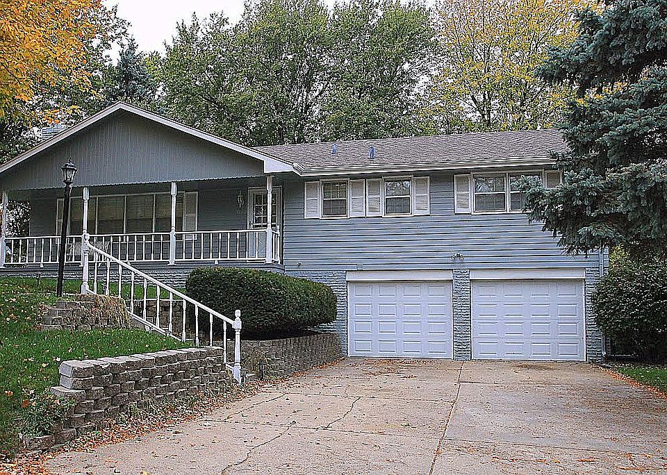 1st image of 3604 S 107th Avenue Cir
