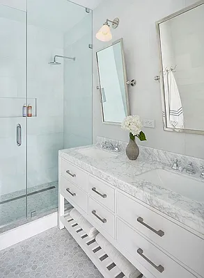 Sold by Compass | media 13