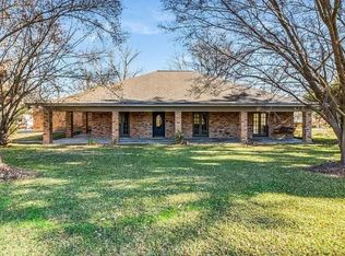 372 Fort Hamilton Dr, Opelousas, LA 70570