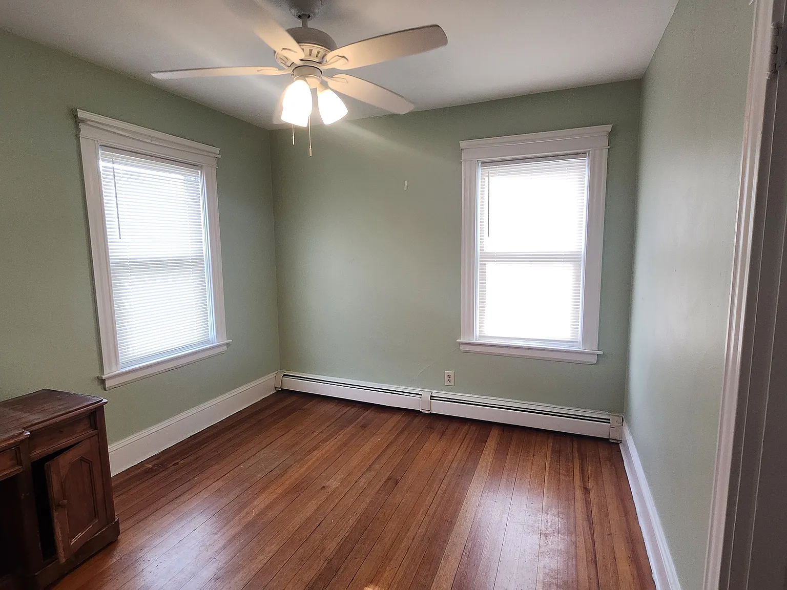 45 E George St — Photo 4