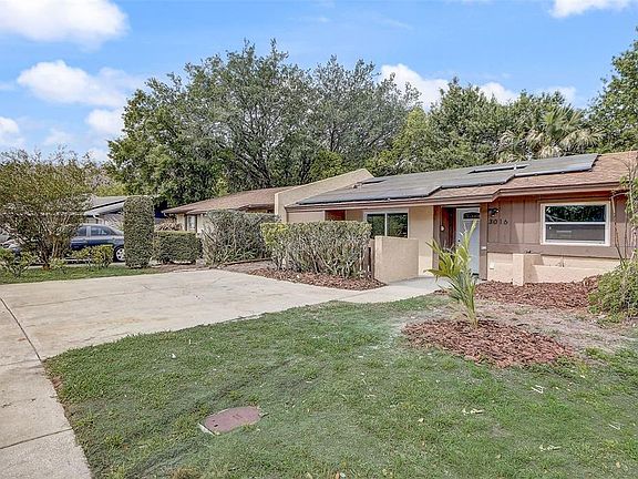 3rd image of 3016 Stonecastle Rd