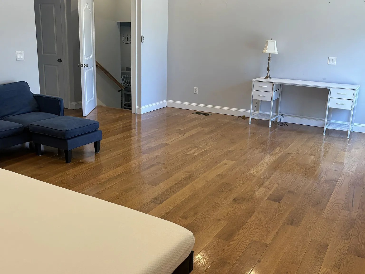 3 bed, 3.5 bath, 2623 sqft, $3,990 — Photo 4