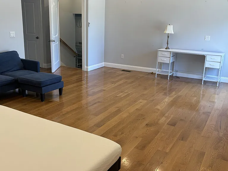 210 High St — Photo 4