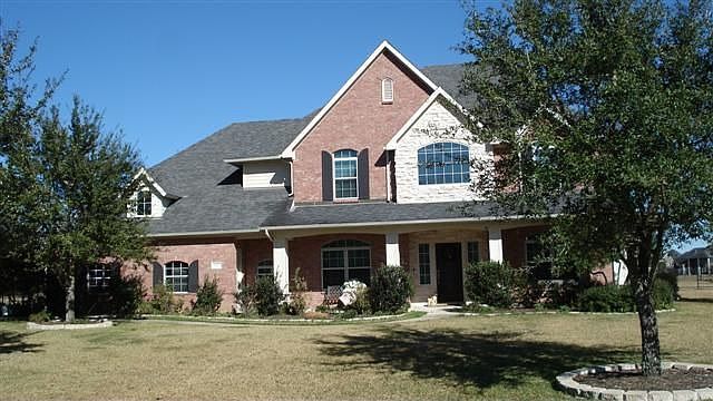 1st image of 627 Royal Lakes Blvd