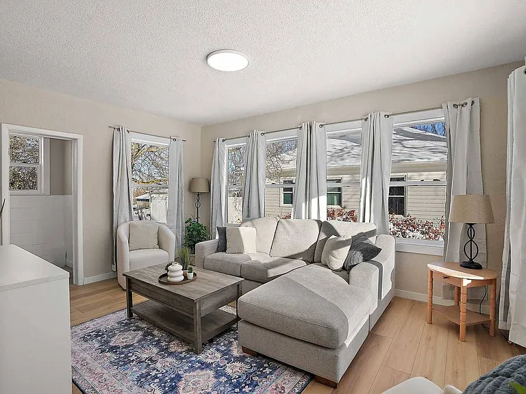 5912 Bartlett Blvd — Photo 9