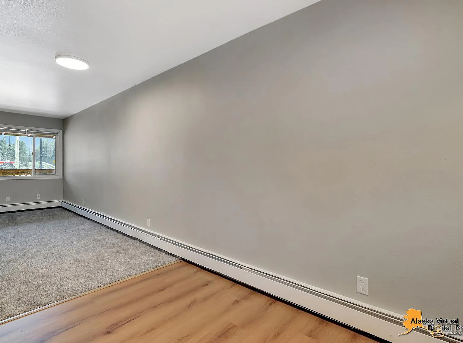 2 bed, 900 sqft, $1,350 — Photo 2