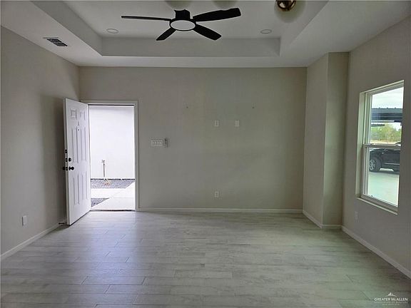 3rd image of 203 E Royal Palm Dr #A