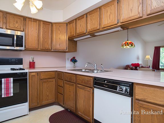 3rd image of 2607 Falcon Pointe Dr NW #21