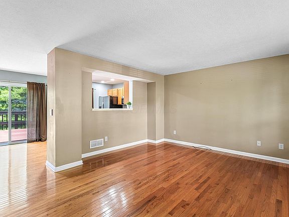 2nd image of 7701 Kelvinway Dr