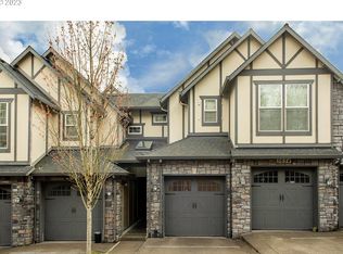 3634 SW Baird St UNIT 7, Portland, OR 97219