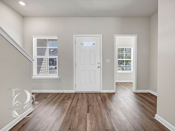 4th image of 725 Wild Duck Ln